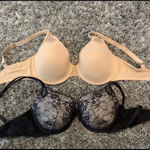 Lot of 2 bras 34DD